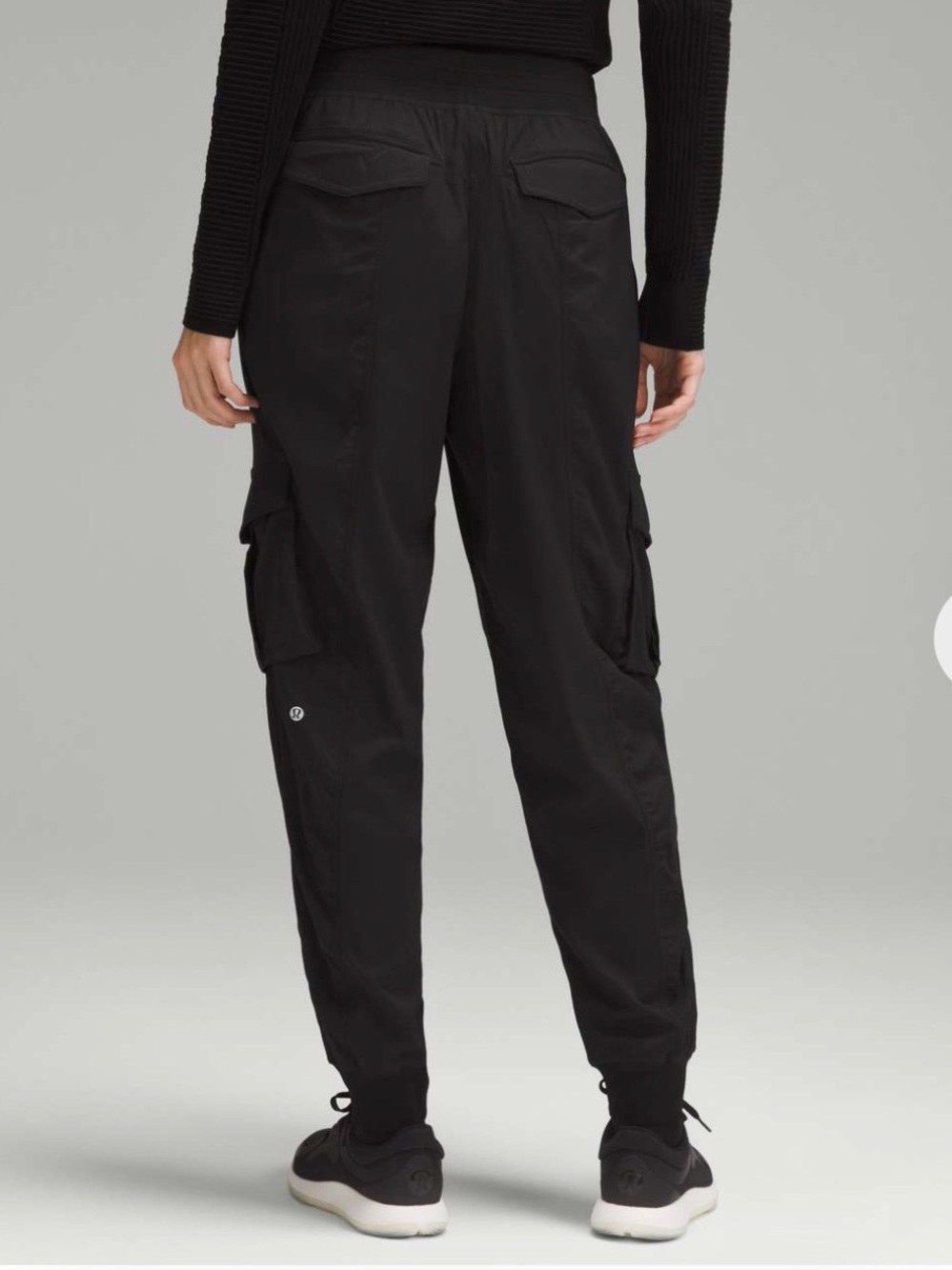 Lululemon Dance Studio Relaxed-Fit Mid-Rise Cargo Jogger
Black